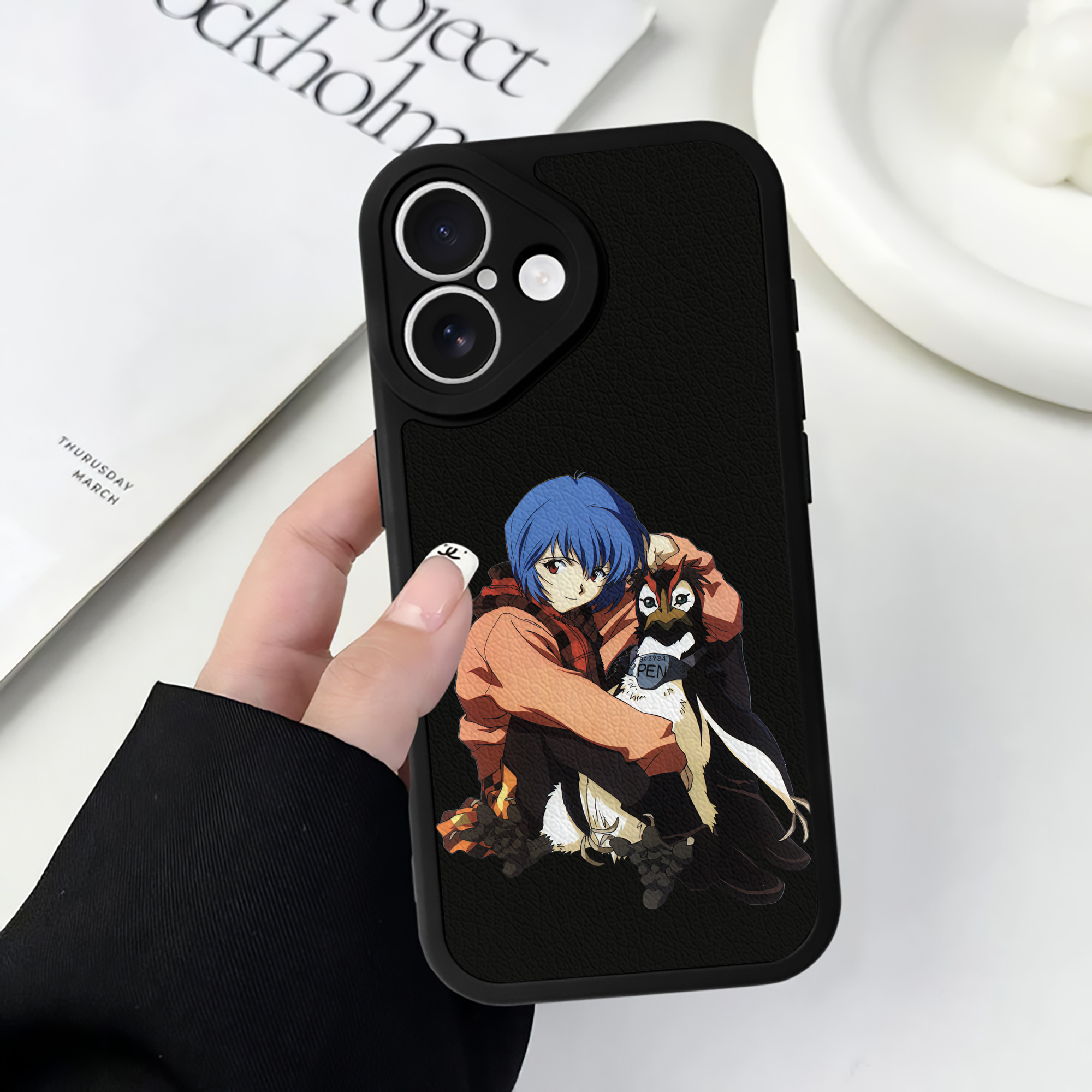 （画像用） EVA 新世紀エヴァンゲリオン 【iPhone 16シリーズ対応】シリコンスマホケース（レザー調） 材質：シリコン